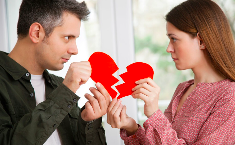 大理离婚如何申请财产保全冻结对方账户